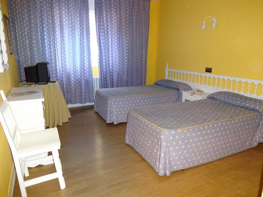 Hotel Millan Negreira Eksteriør bilde